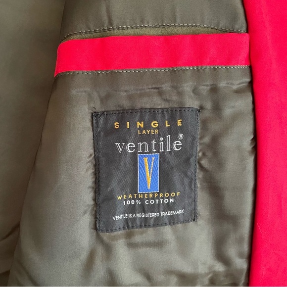 Normandy & Monroe Ventile cotton waterproof and wind proof red jacket size XL - Picture 12 of 13